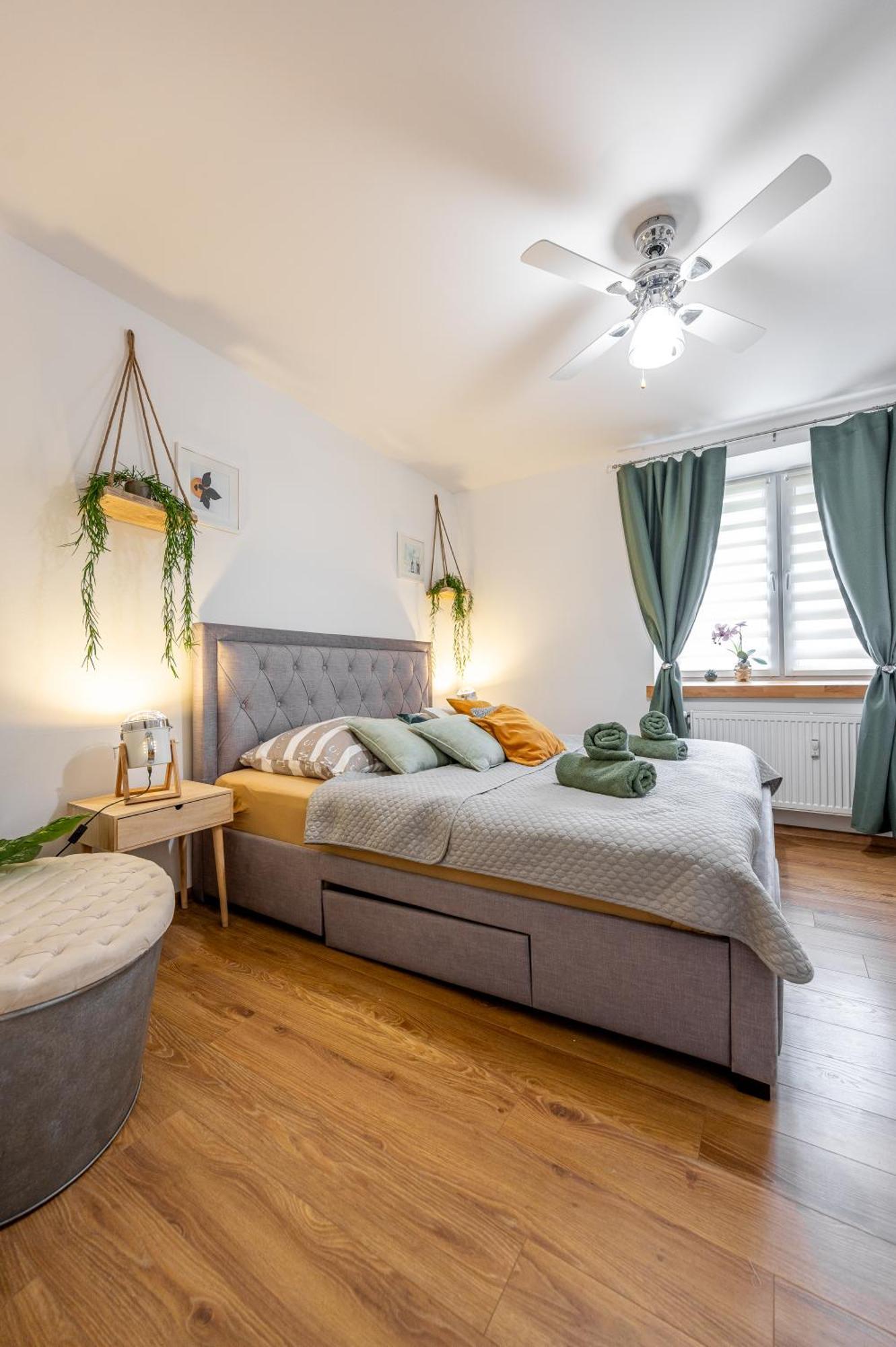 Blizko Stanice Apartment Kosice Center ภายนอก รูปภาพ