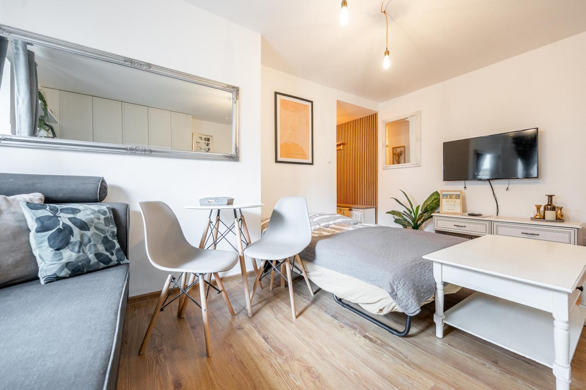 Blizko Stanice Apartment Kosice Center ภายนอก รูปภาพ